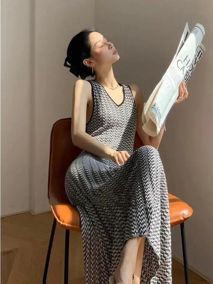 Sleeveless Summer Dress 2024 for Pear-Shaped Figure