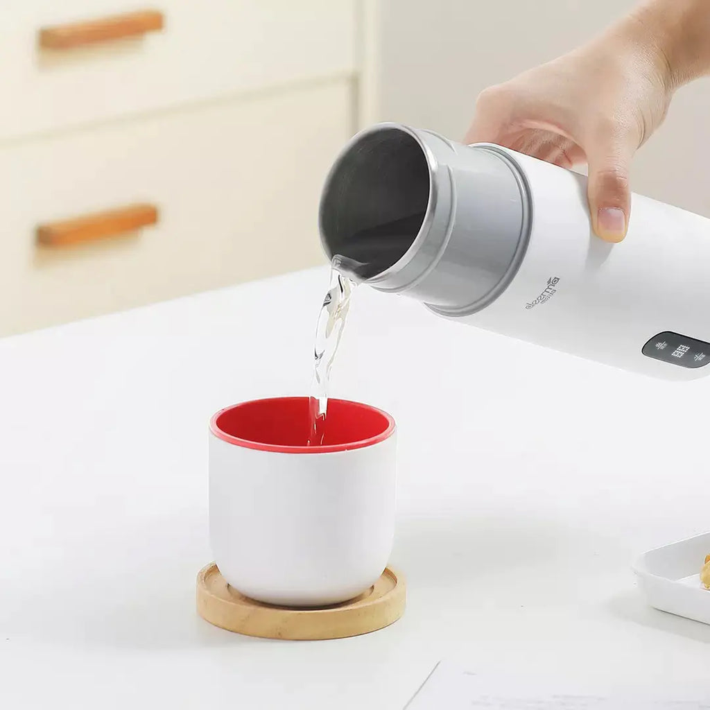 Portable Electric Kettle with Insulation for Travel